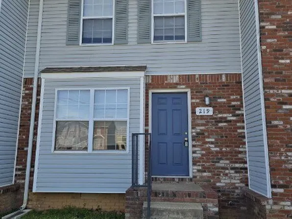 219 Tree Line Dr, Oak Grove, KY 42262