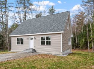 60 Queen St, Boscawen, NH 03303