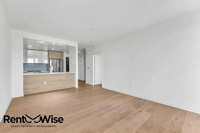 451 Donahue St #307 — Photo 7