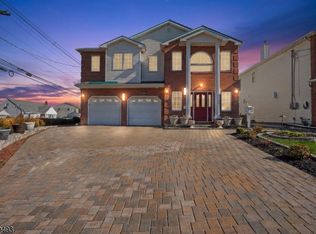 1109 Overlook Ter, Union, NJ 07083