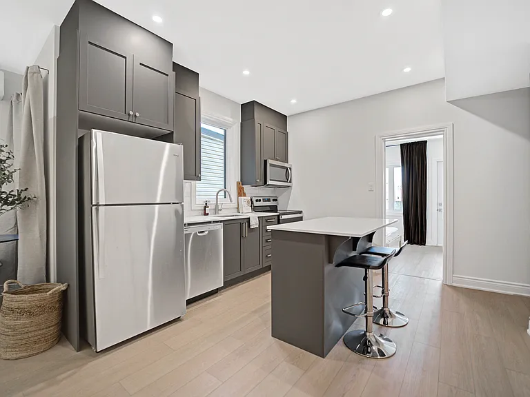 286 Arlington Ave — Photo 18