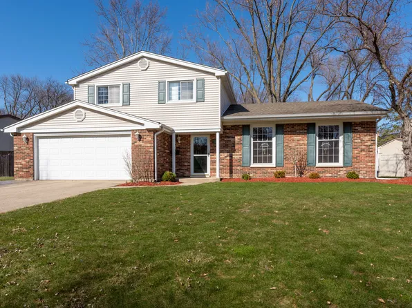 1615 S Harvard Ave, Arlington Heights, IL 60005