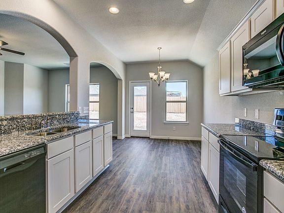 3rd image of 1525 Portofino Dr