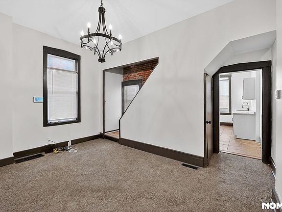2nd image of 2634 Arsenal St