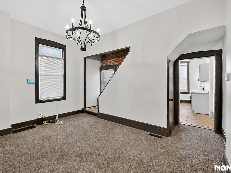 2634 Arsenal St — Photo 2
