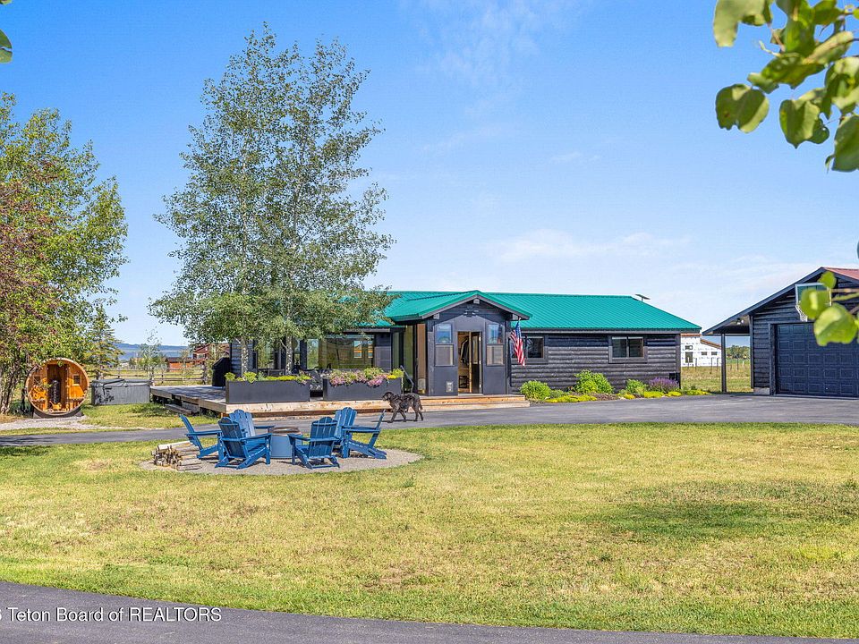 1st image of 1590 Leigh Creek Estates Rd