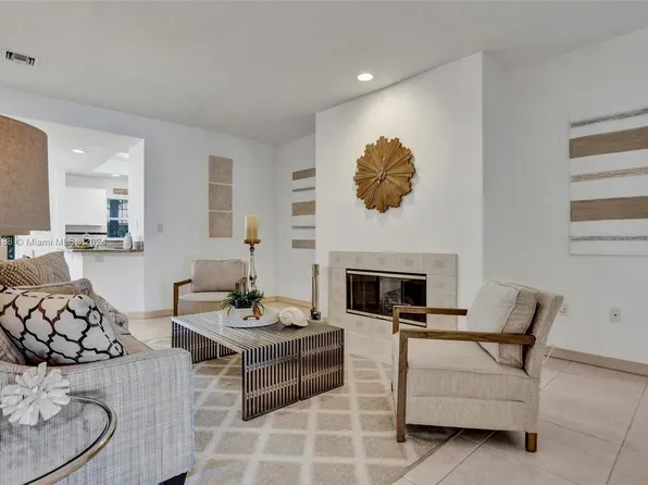 1717 S Ocean Blvd APT 21, Pompano Beach, FL 33062