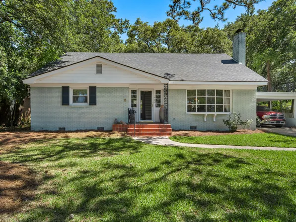 1846 Capri Dr, Charleston, SC 29407