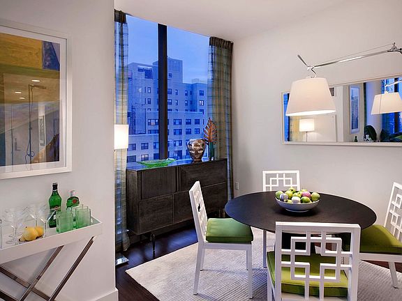 4th image of 200 W 67th St APT 11K