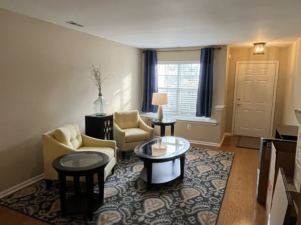 510 Coachwood Ct, Newtown, PA 18940