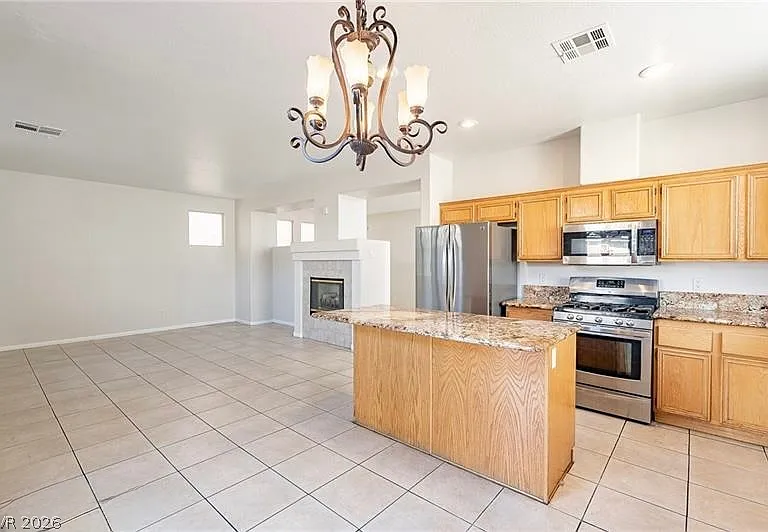 3588 White Mountain St — Photo 12