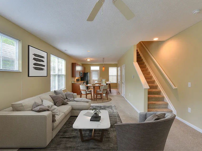 Grandview Village Apartments — Photo 3