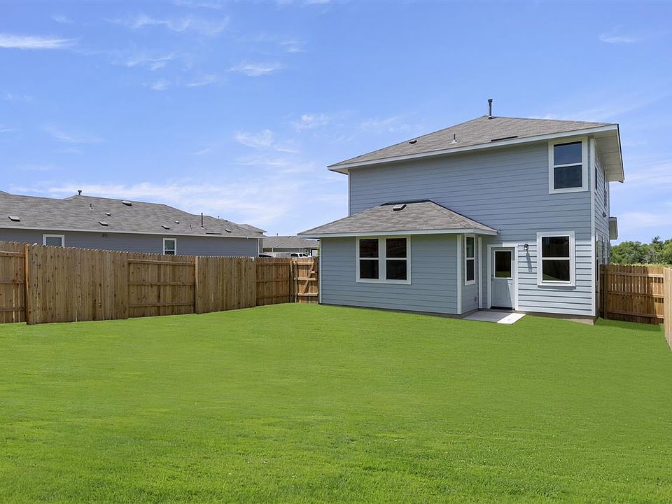 2nd image of 150 Linnet Ln