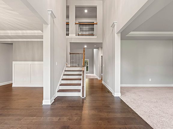 7th image of this home