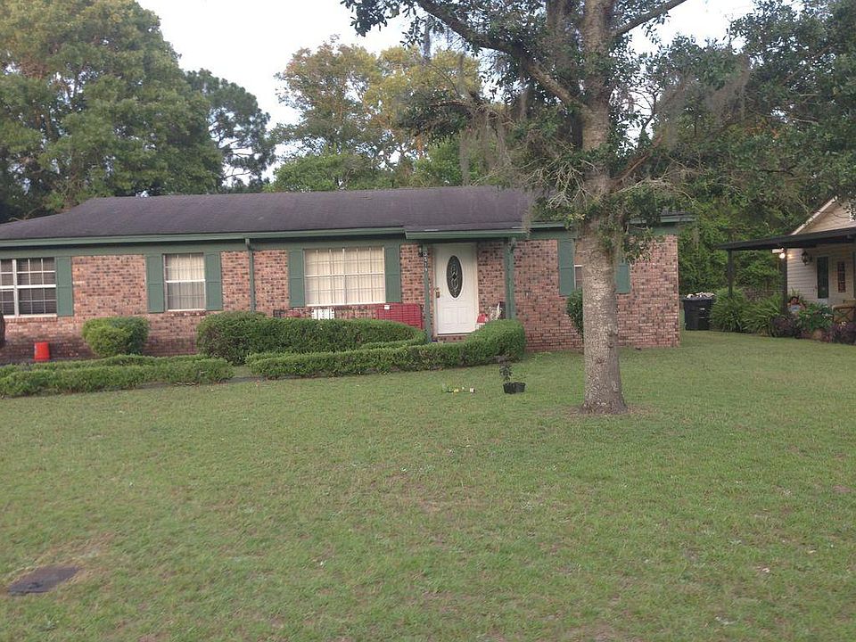 1st image of 3519 Loro Ln