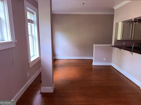 4th image of 2855 Peachtree Rd Unit 103