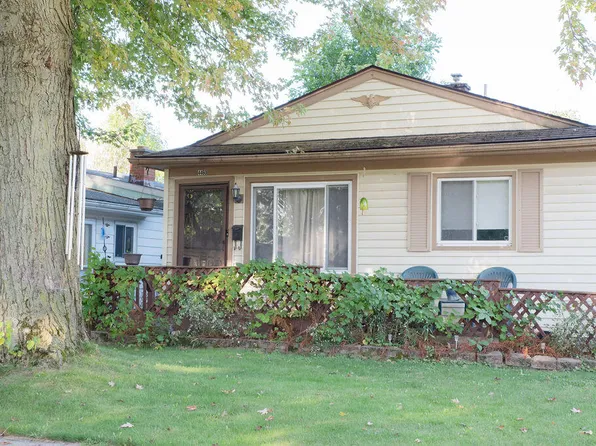 4460 Detroit St, Dearborn Heights, MI 48125
