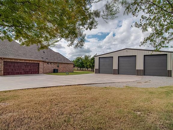 4th image of 3932 County Road 2617