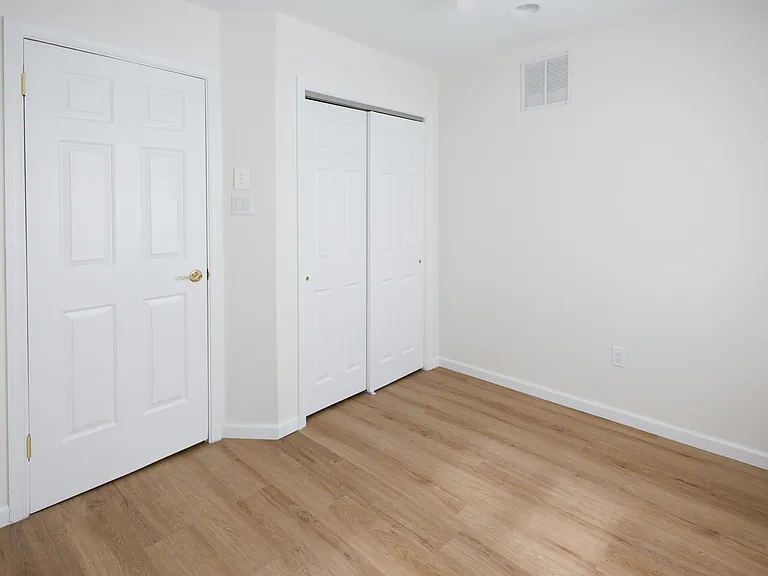 1521 Margaret Ct — Photo 23