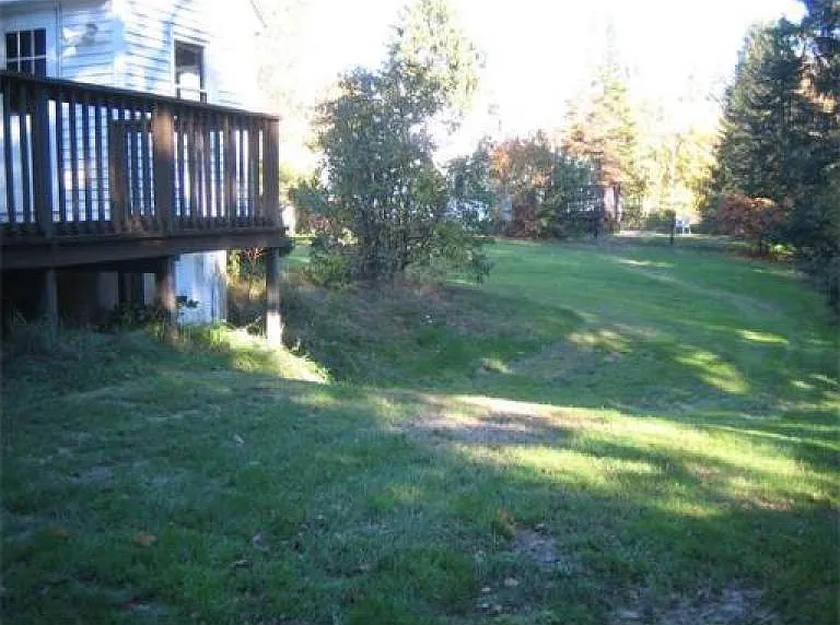 5 Rosewood Ave — Photo 5