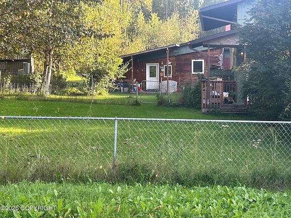 2nd image of 5550 W Limberlost Ave