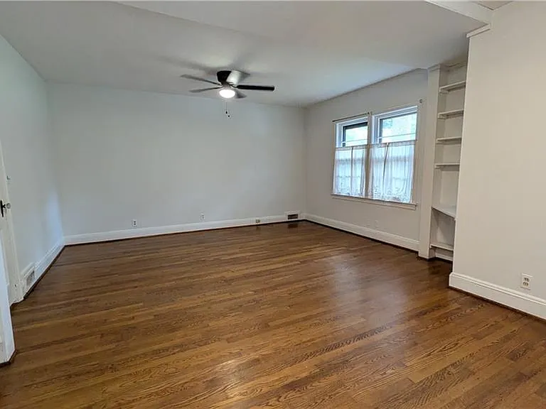 4300 Rickenbacker Way NE — Photo 22