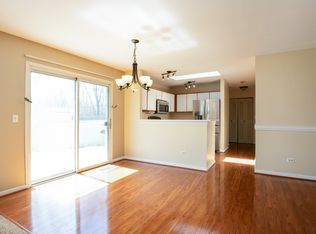 3607 Harbor Ridge Dr, Zion, IL 60099