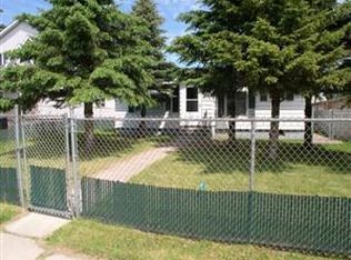 711 3rd St, Proctor, MN 55810