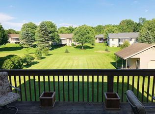 6602 Glen Hollow Dr SE, Caledonia, MI 49316