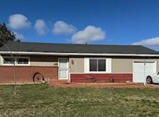 1481 S Salt Pond Ave, Marshall, MO 65340