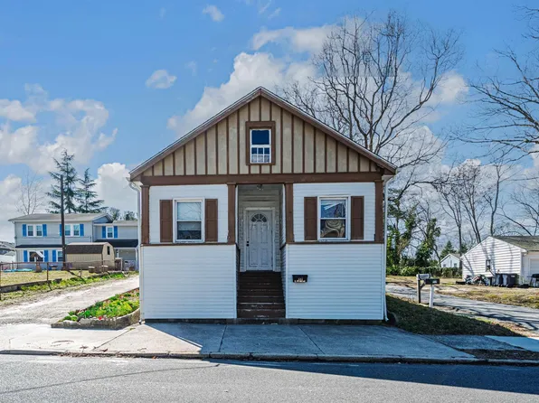 157 E Wyoming Ave, Absecon, NJ 08201