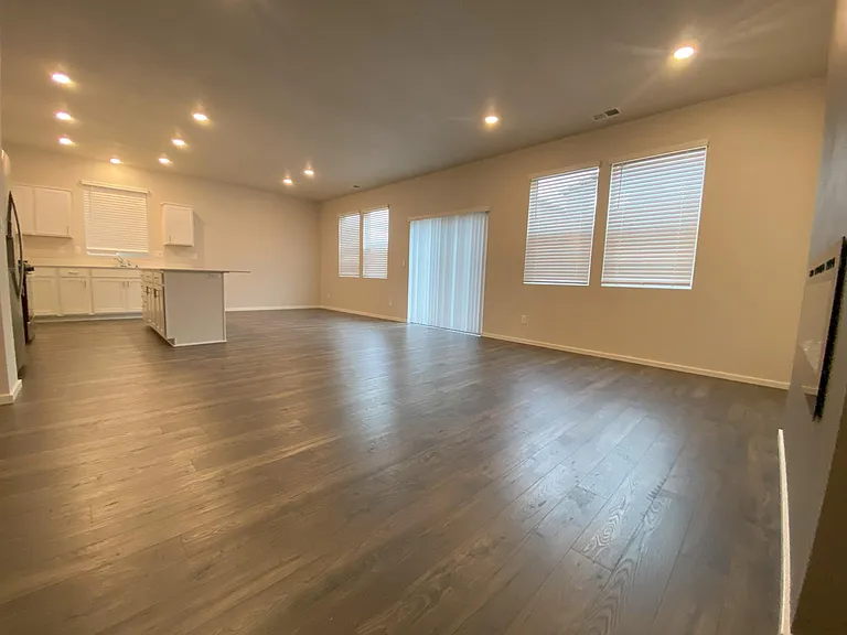 4813 Milo Ave NE — Photo 12