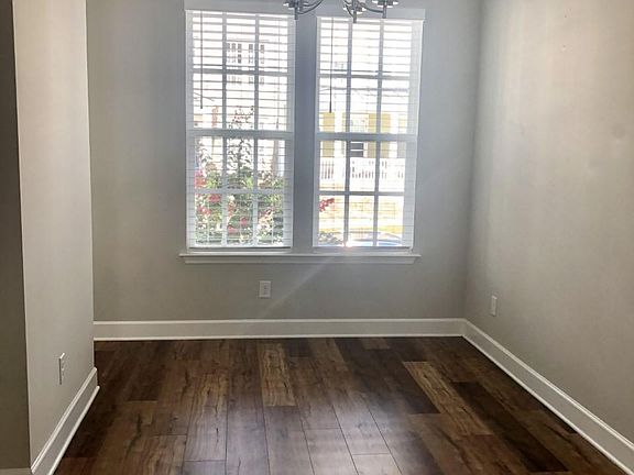 5th image of 503 Ivor St