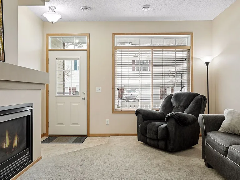 3775 Hazel Trl #H — Photo 6