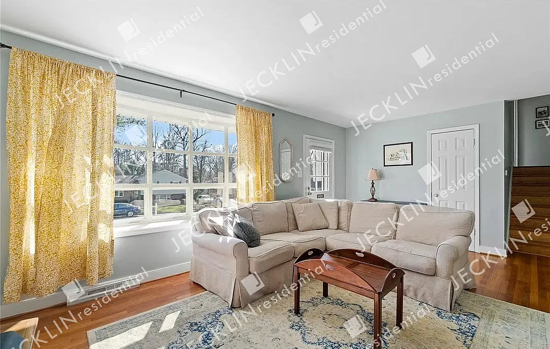 8406 Freestone Ave — Photo 4