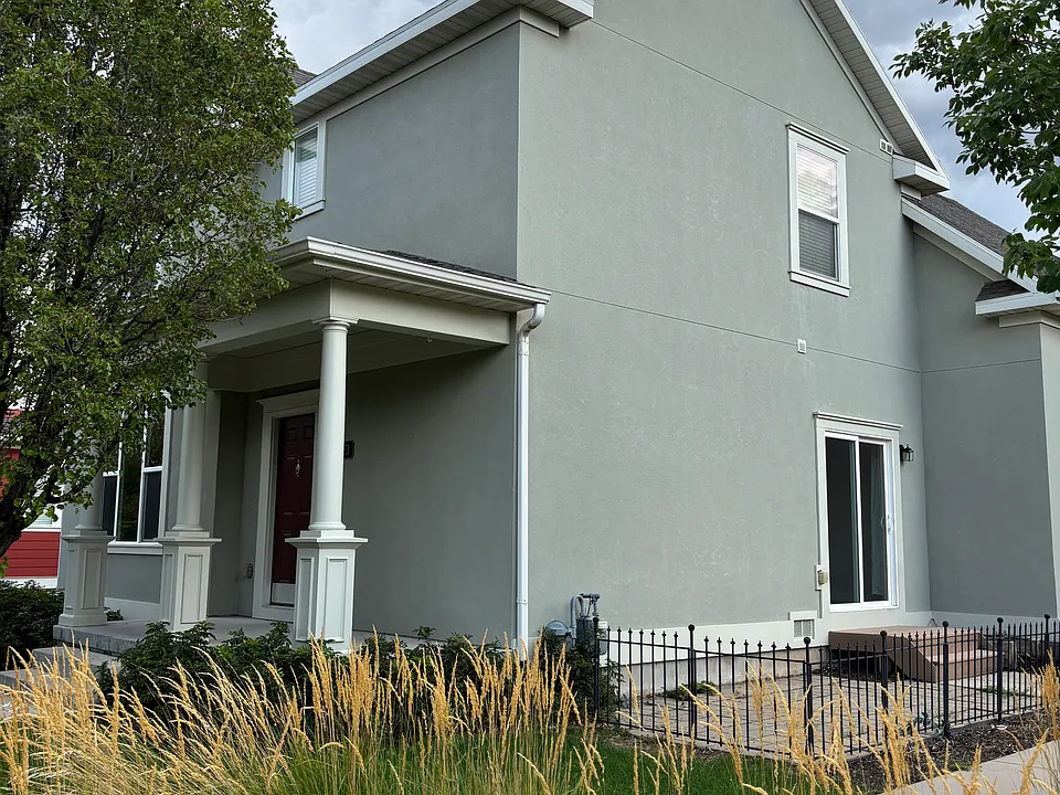 4323 W Belleville Way