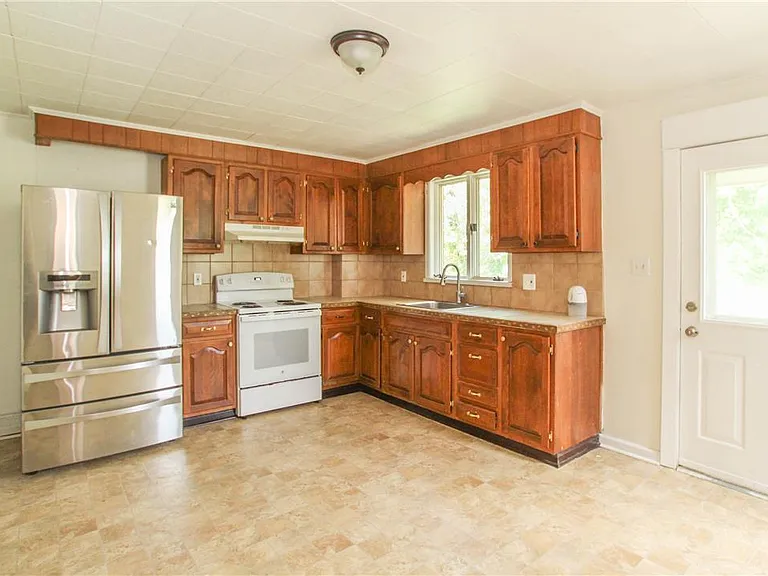 815 Market St — Photo 6