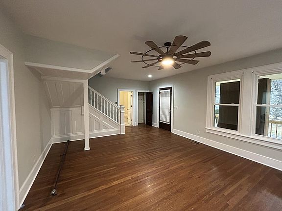 2nd image of 279 Jeffersonville St
