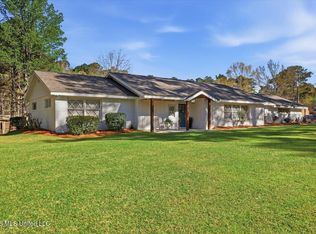 701 Mangum Ave, Mendenhall, MS 39114