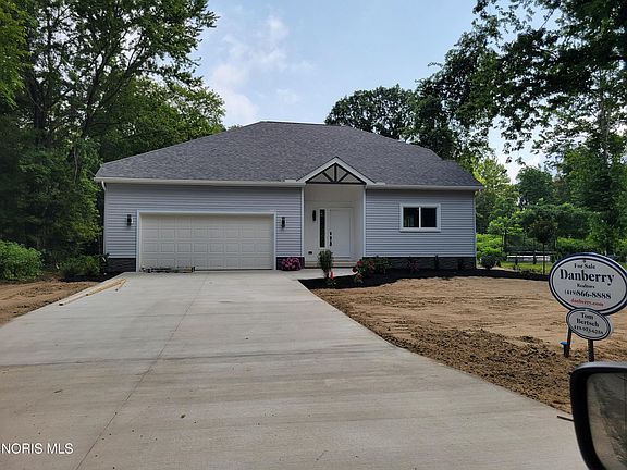 2nd image of 6020 Meade Rd
