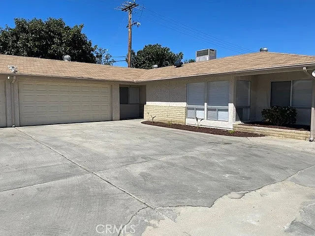 876 W Whittier Ave #878 — Photo 1