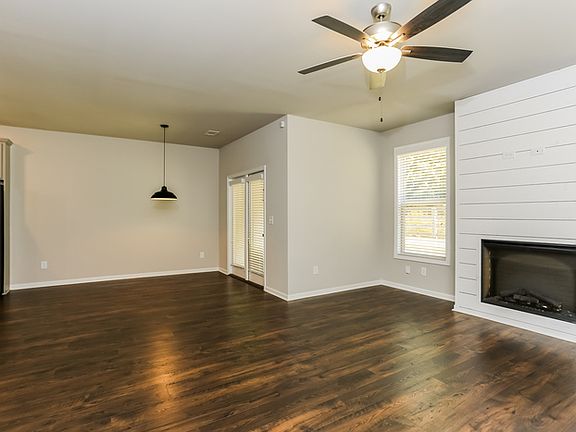 3rd image of 1247 Spring Marsh Ct