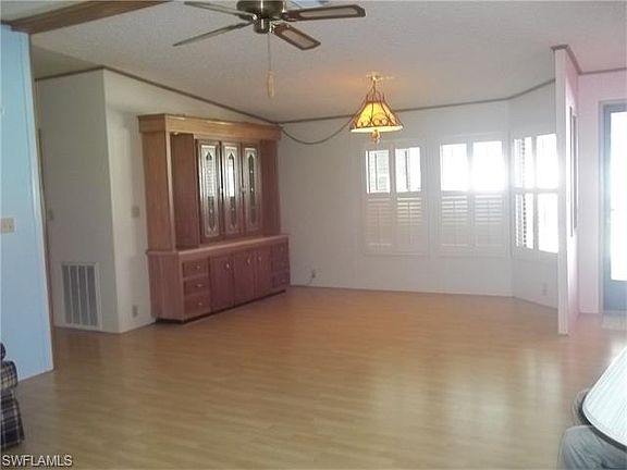 4th image of 3026 Artesian Ln #0