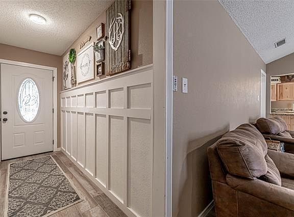 2nd image of 5905 Steeplewood Dr