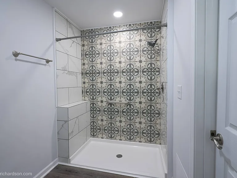 727 Branch St #5 — Photo 5