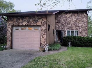 2019 Lynn St, Cahokia, IL 62206