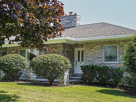 2nd image of 27 Highland Rd