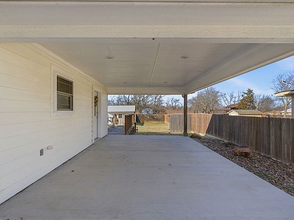 5th image of 306 N Dale Ave