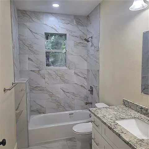 2644 Acacia St — Photo 15