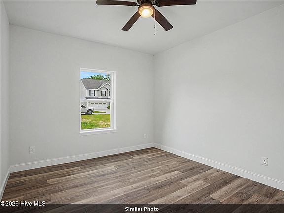 5th image of 504 Saratoga Road